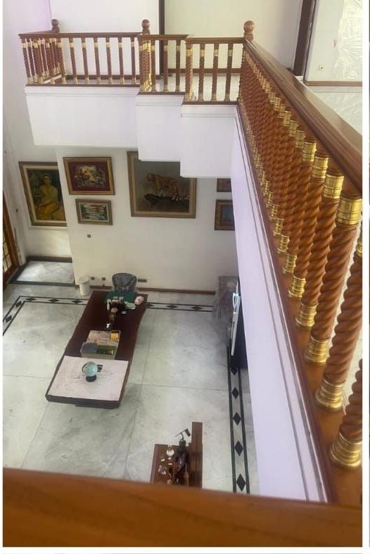 Jual Rumah Mewah 2 Lantai Murah Lokasi Premium di Margorejo Indah Surabaya Selatan - Thumbnail 5