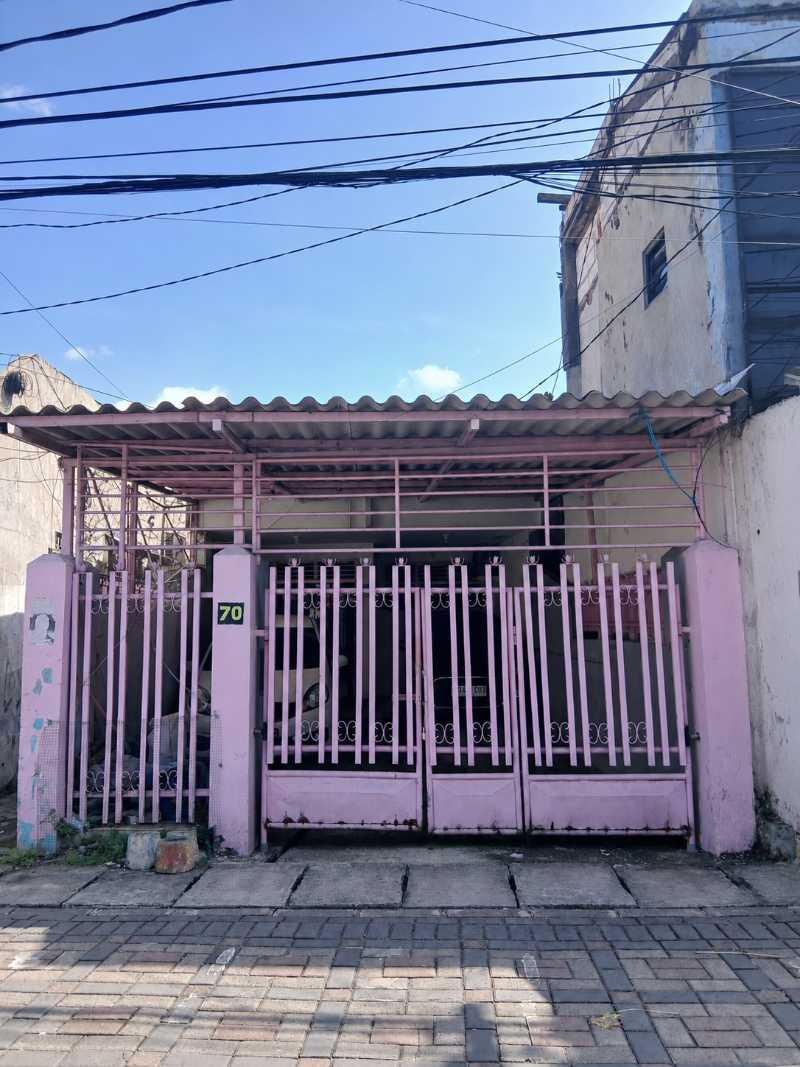 Dijual Rumah 2 Lantai Kawasan Strategis Pusat Kota di Wonorejo, Tegalsari, Surabaya Pusat - Image 1