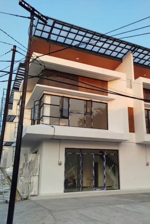 DISEWAKAN Ruko Hook 3 Lantai Full AC, Kertajaya Indah Tengah, Mulyorejo, Surabaya Timur