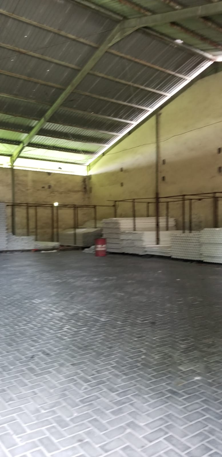 Disewakan Bangunan Komersial Skala Besar Nol Frontage Road Ahmad Yani di Siwalankerto, Wonocolo, Surabaya Selatan - Thumbnail 4