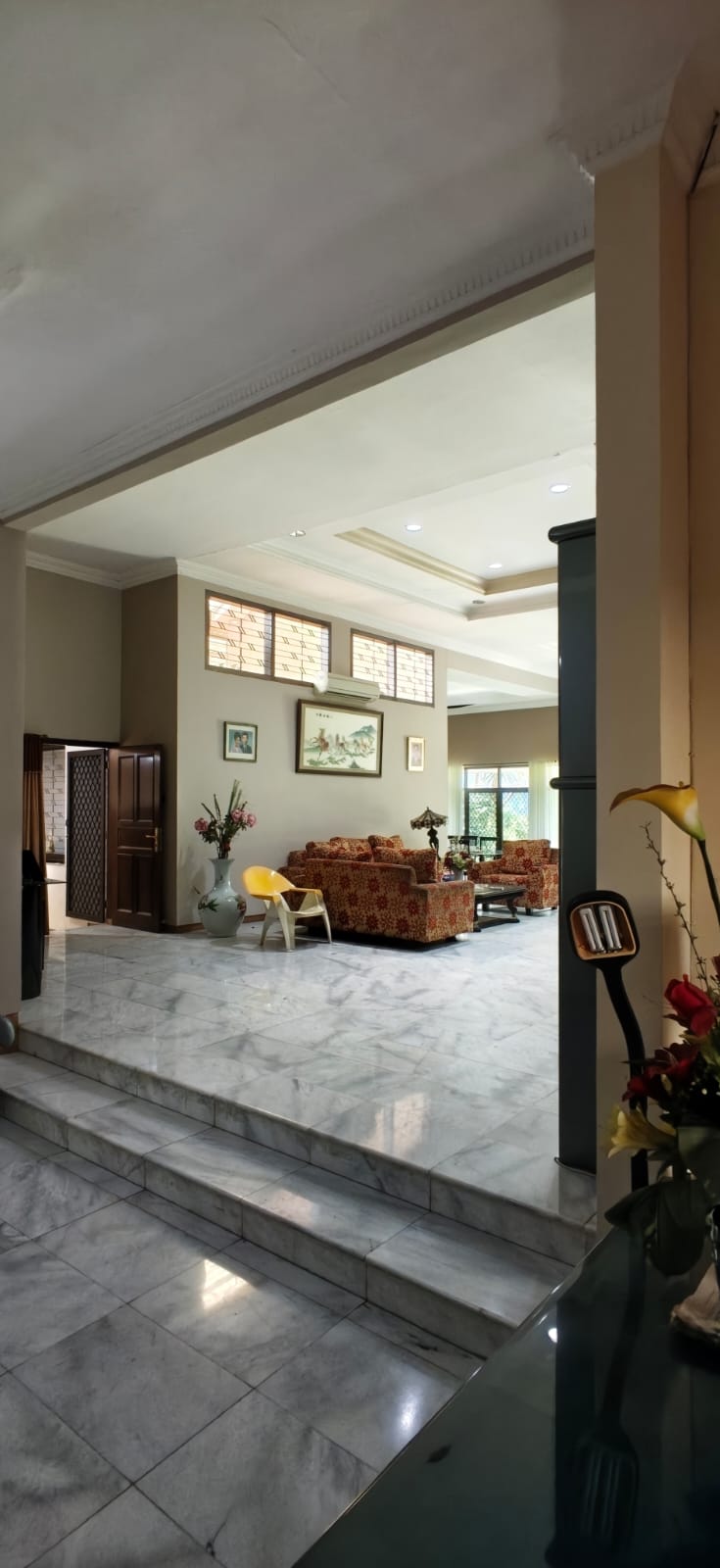 Disewakan Rumah Komersial Besar Cocok Untuk Kantor di Raya Kertajaya Indah, Mulyorejo, Surabaya Timur - Thumbnail 4