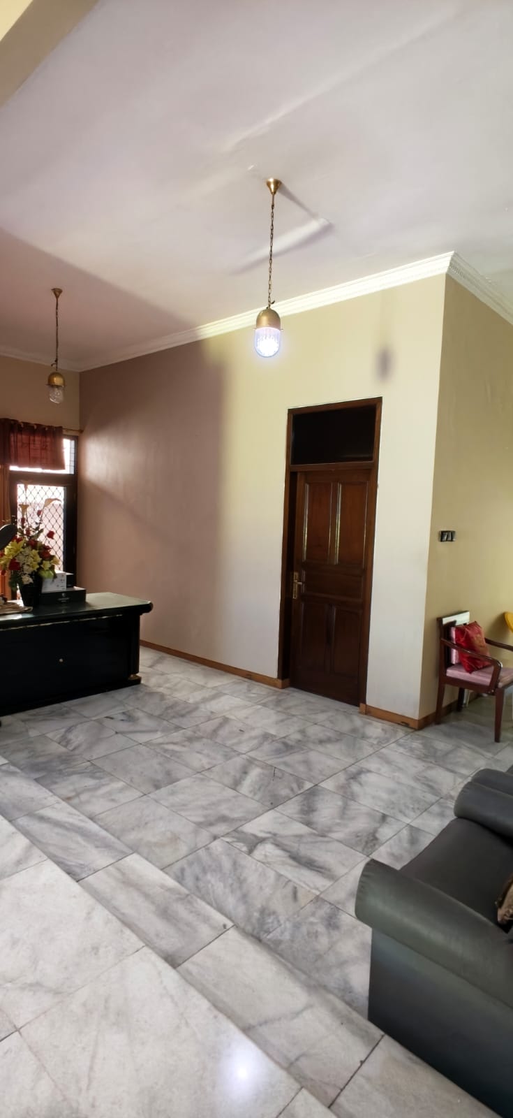 Disewakan Rumah Komersial Besar Cocok Untuk Kantor di Raya Kertajaya Indah, Mulyorejo, Surabaya Timur - Thumbnail 6
