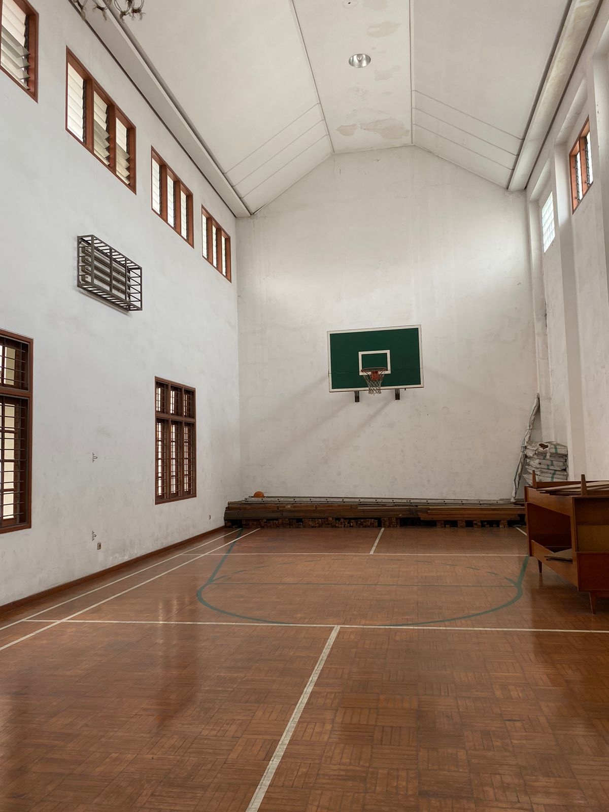 Dijual Rumah Lokasi Prestisius Strategis Mewah di Kawasan Cempaka Surabaya Pusat - Thumbnail 8