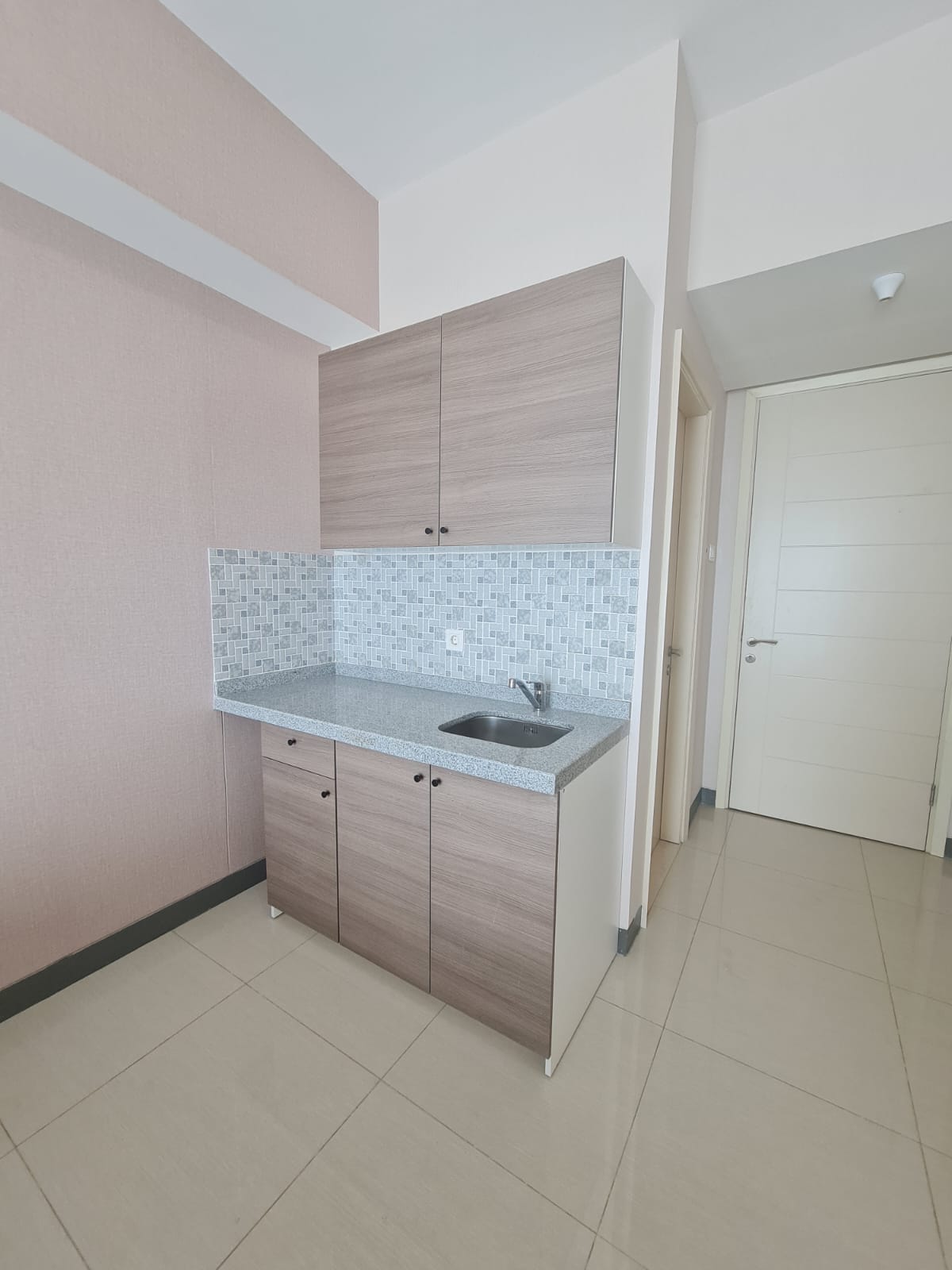 Apartemen Bagus Dijual di Benson Pakuwon Indah Surabaya Barat - Thumbnail 4