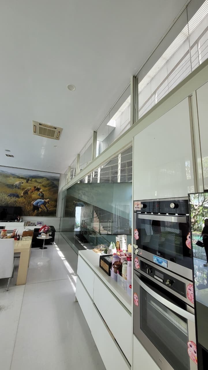 Dijual Rumah Mewah Rare Unit Selat Golf Citraland Surabaya Barat - Thumbnail 5