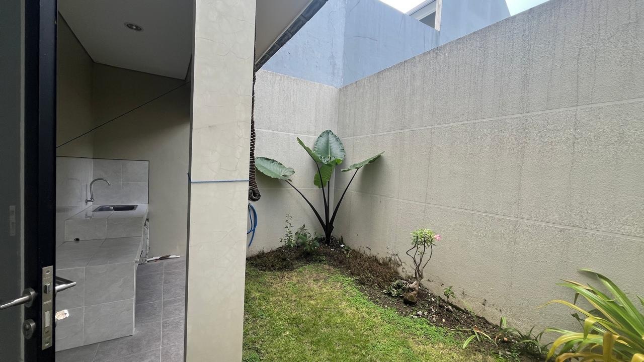 Dijual Rumah Termurah Northwest Lake Citraland Surabaya Barat - Thumbnail 5