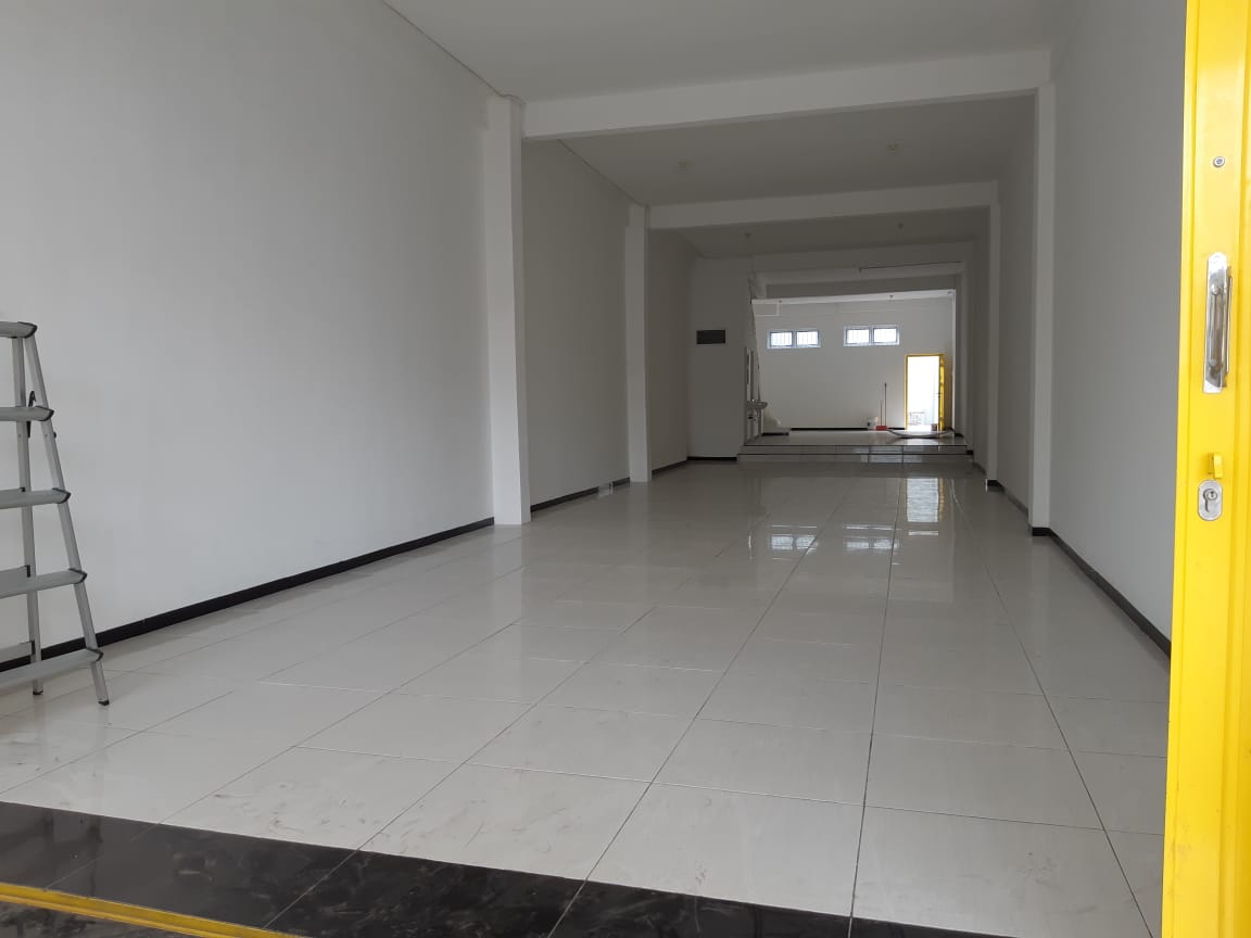 Disewakan Ruko 3 Lantai Fasilitas Lengkap Nol Jalan Raya Ramai di Raya Lontar, Sambikerep, Surabaya Barat - Thumbnail 8