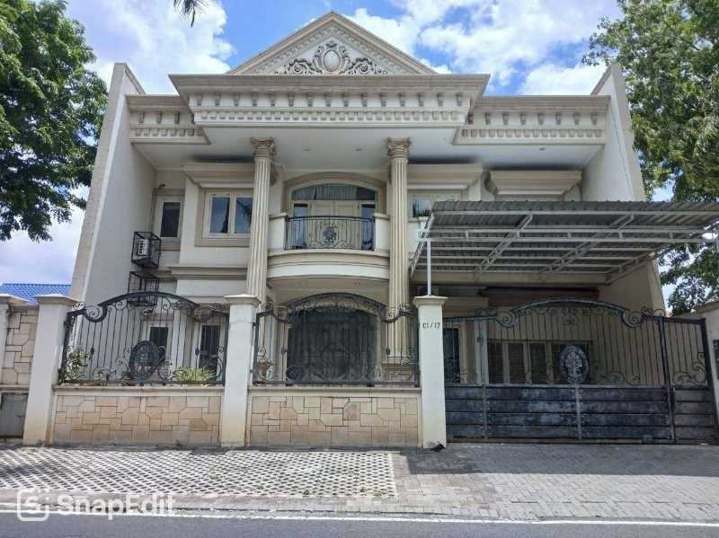 DISEWAKAN Rumah Komersial Premium di Balerina Raya Road Citraland Utama Surabaya Barat