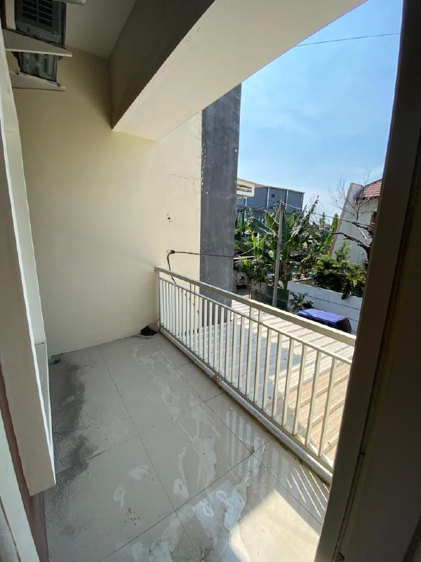 DIJUAL Rumah Semi Furnished, Dekat UK Petra & Raya A. Yani, Kutisari, Tenggilis Mejoyo, Surabaya Selatan - Thumbnail 3